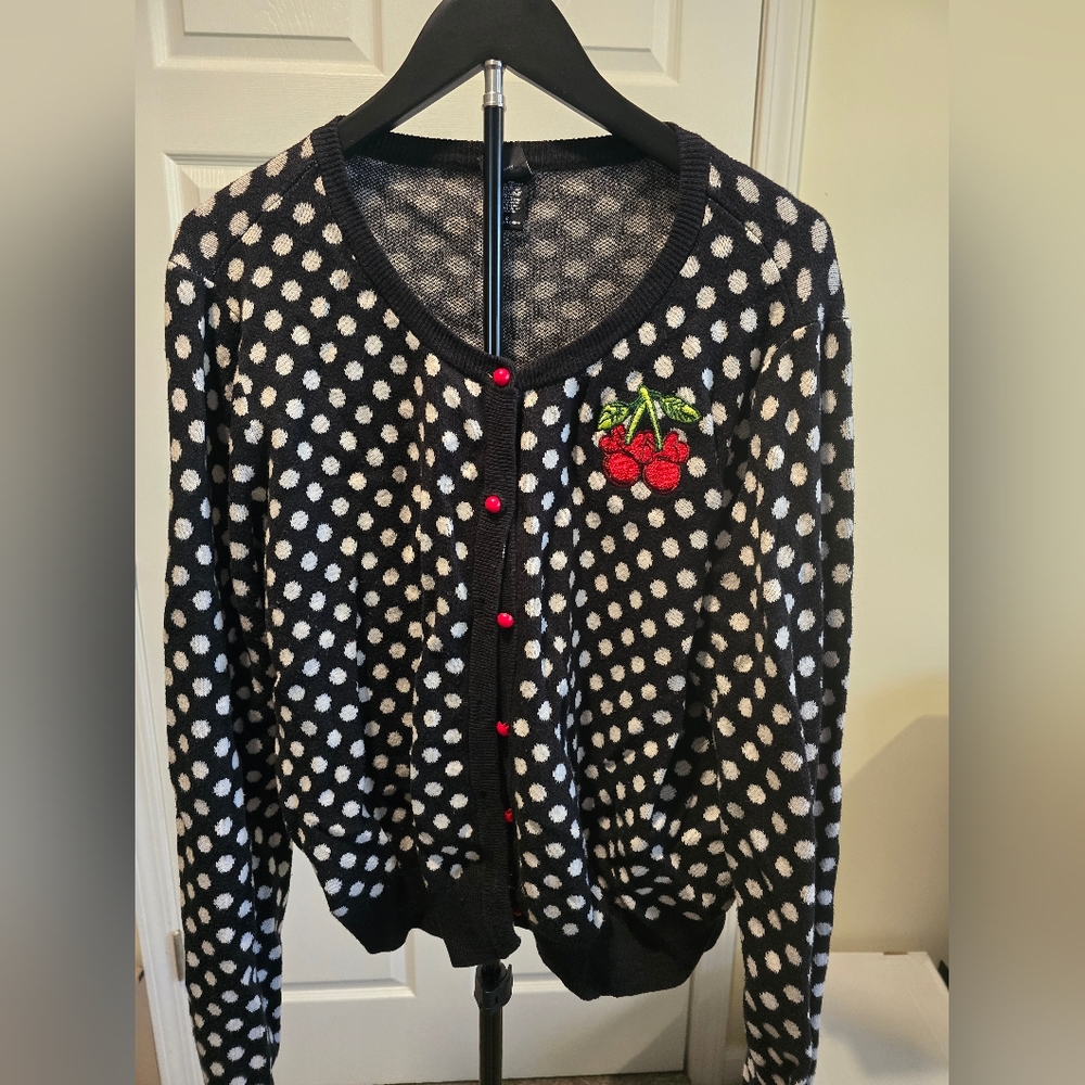 Minnie Mouse Her Universe Black and White Knit Sweater Size 2 (18/20, 2X) Plus